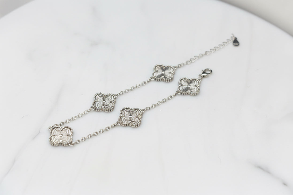 Pulseras de trébol en plata fina